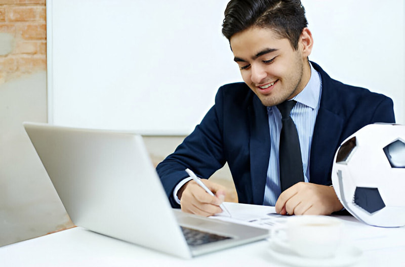 Viện nghiên cứu bóng đá Chisholm United FC